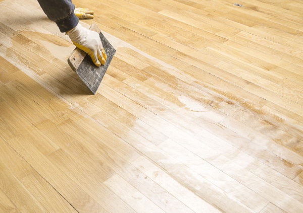 Parquet : comment bien le cirer ?